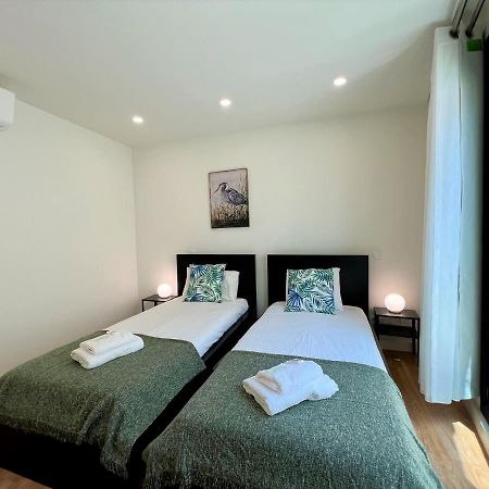 Faro Design 6 By Homing Apartment Bagian luar foto