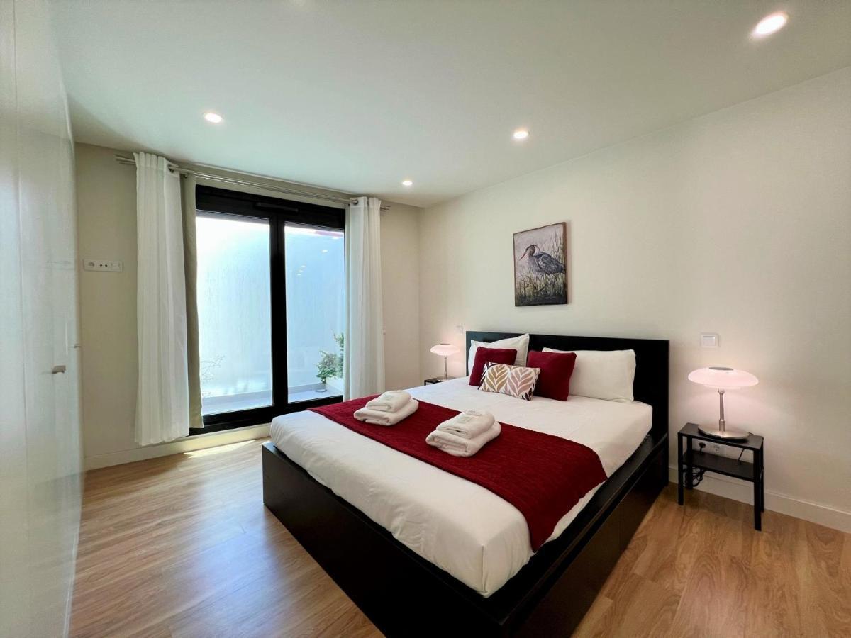 Faro Design 6 By Homing Apartment Bagian luar foto