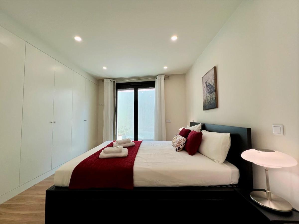 Faro Design 6 By Homing Apartment Bagian luar foto