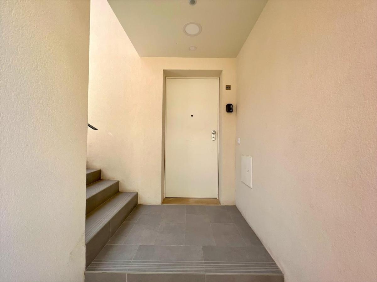 Faro Design 6 By Homing Apartment Bagian luar foto